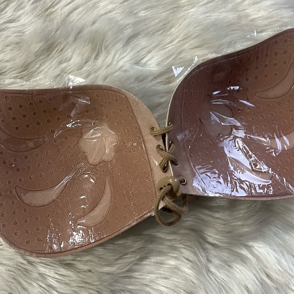 SOLD Last Chance! Nude Self Adhesive Invisible Push Up Bra C Cup - Picture 5 of 6